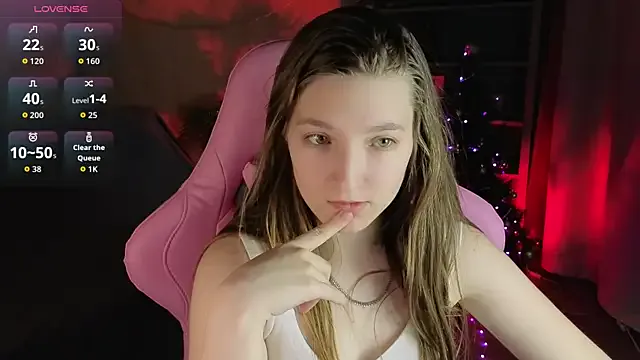 Mia_Myles on StripChat