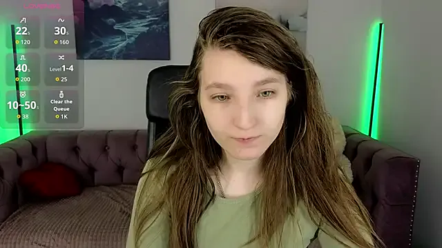 Mia_Myles on StripChat