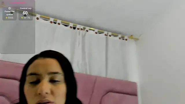 miajhonsonx on StripChat