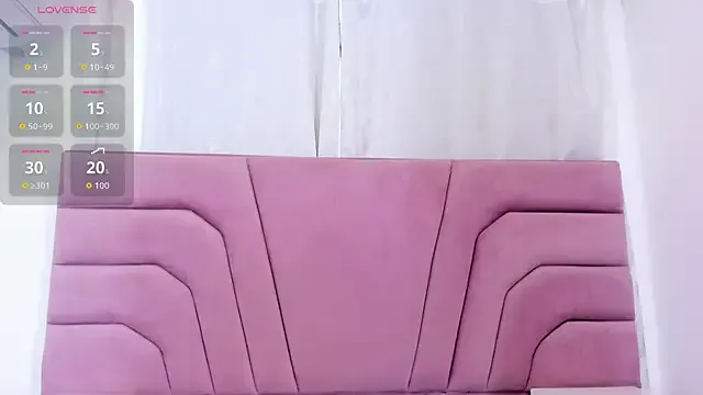 miajhonsonx on StripChat