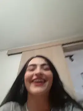 miel_gomez — Twerking + spank my ass x 5