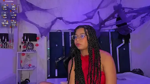 MilaHall_ on StripChat