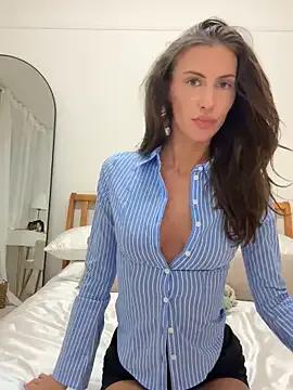 Freechat MilaRenee on StripChat