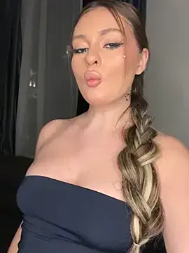 MilenaDoll — start caressing my pussy under panties