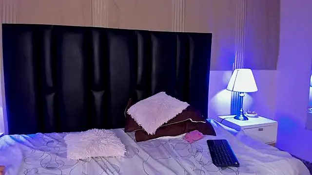 Milf_meli on StripChat