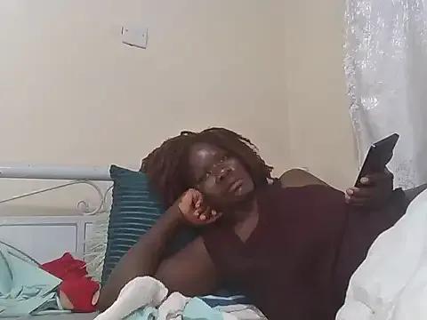 Private MINNYIRI on StripChat