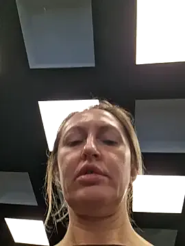 Miss____Mia_ on StripChat