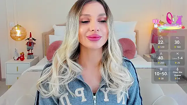 MissLoou on StripChat