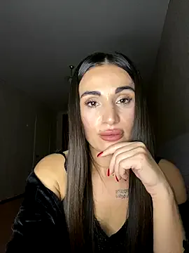 MonikaSi on StripChat