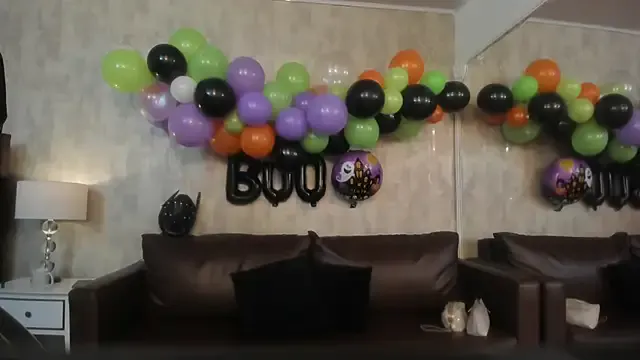 NahomyCarther on StripChat