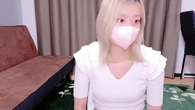 Nana__ch on StripChat