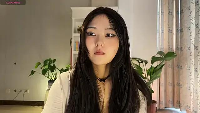 Freechat nanaliu6 on StripChat