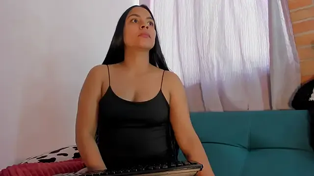 Nanny_11 on StripChat