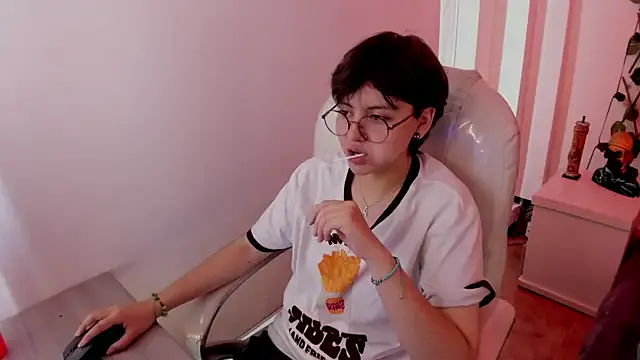 Nathaly_ds on StripChat