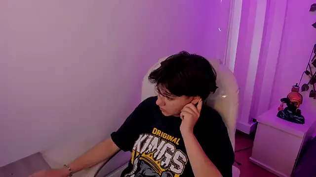 Nathaly_ds on StripChat