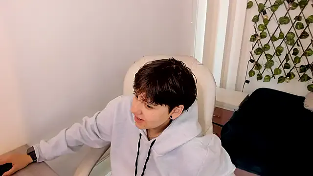 Nathaly_ds on StripChat