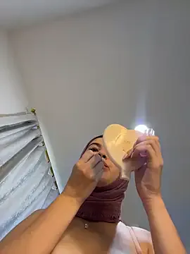 naughty__angel on StripChat