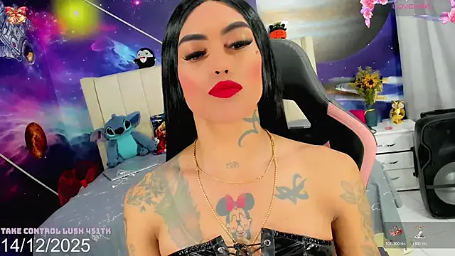 Nella_Dolls on StripChat