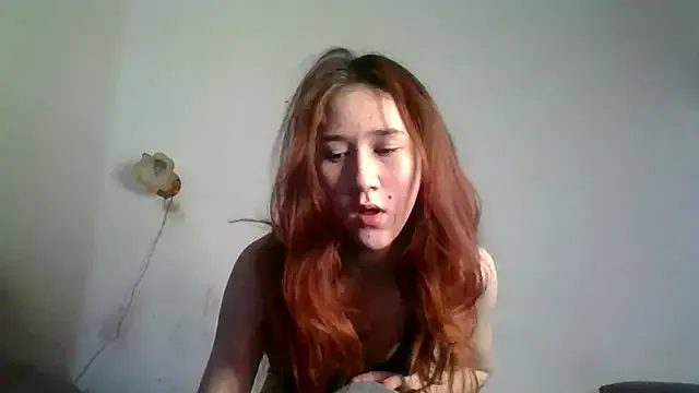 NickiKisinger on StripChat