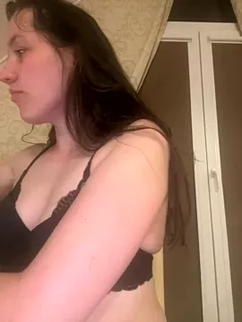 Nicole-Ray on StripChat