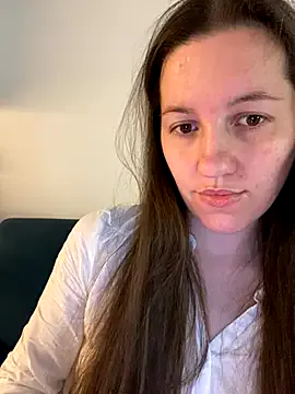 Nicole-Ray on StripChat