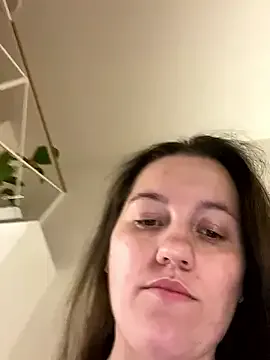 Nicole-Ray on StripChat