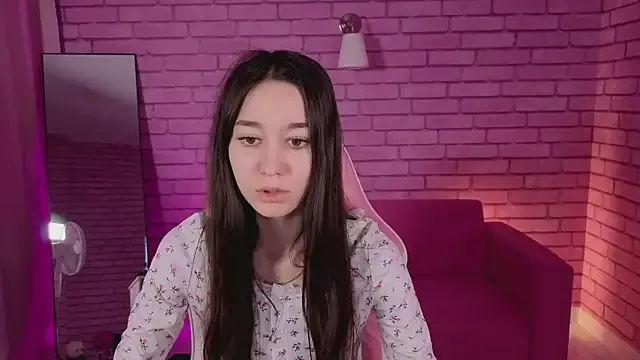 Nicole_Brownie — flash tits 5 second