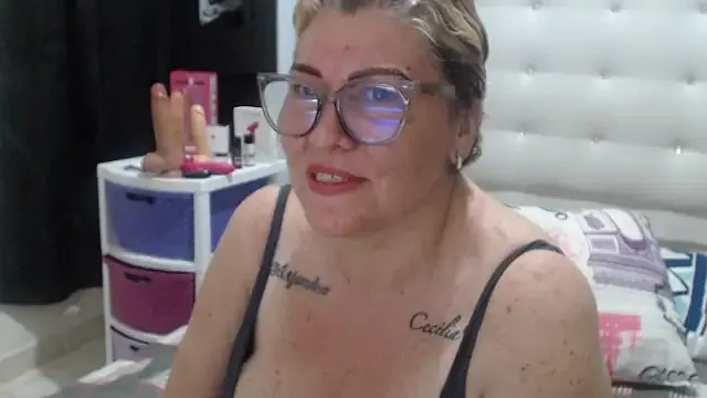 Olgahunder — CABALGAR ANAL