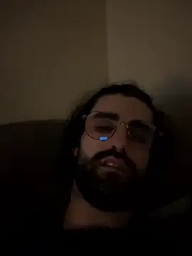 Paapii1098 on StripChat