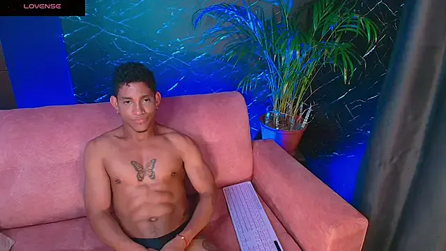 Palo_santo on StripChat