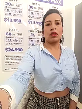 PAULA20- on StripChat