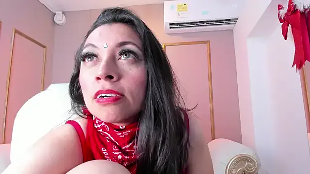 PerlaPreciosa on StripChat