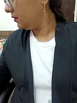 piryasharma005 on StripChat