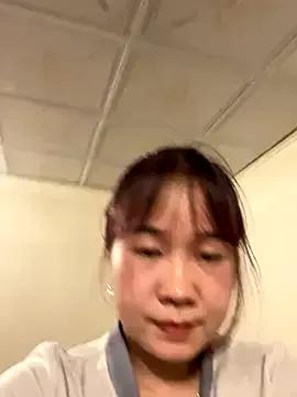 Freechat qinejr37 on StripChat