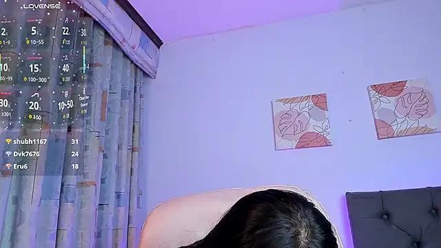 Quiinn_bx — DANCE TOPLESS + WET TITS