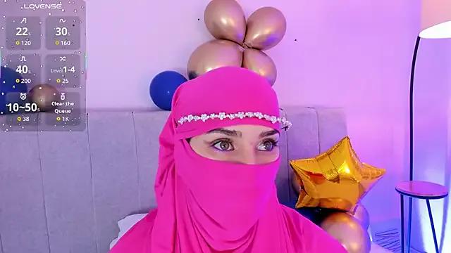 Freechat rawiya on StripChat