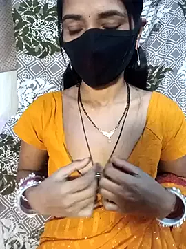Roshni_09 on StripChat
