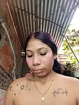 Rous-squir on StripChat