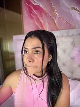 Rousse_blue on StripChat