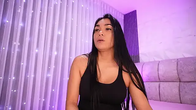 rousse_coup on StripChat