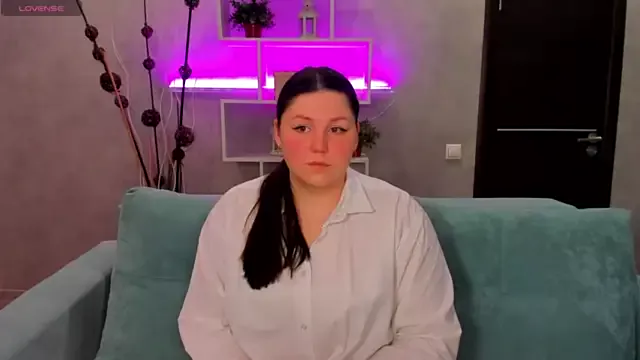 Ruth_Oliver on StripChat