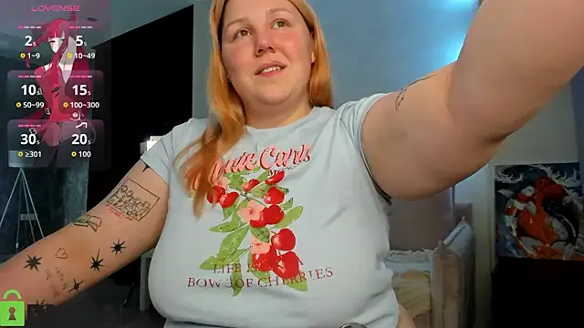 Ruth_Oliver on StripChat