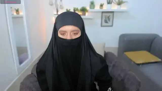 salma_arabicc — show pussy