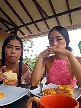 SAMY_AND_ARI