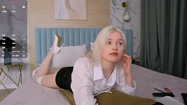 SandyShayes on StripChat