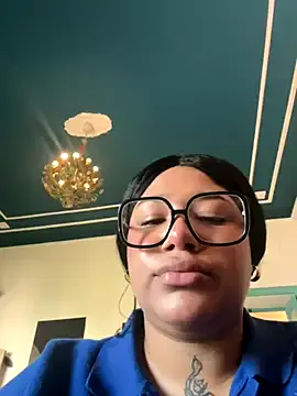 SashaLiciosa_ on StripChat