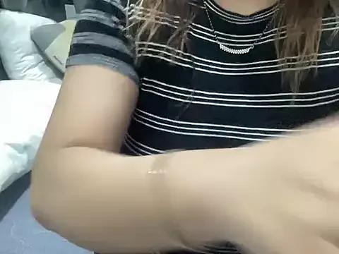 sassypooja on StripChat 