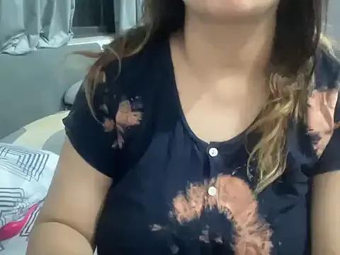 sassypooja on StripChat 