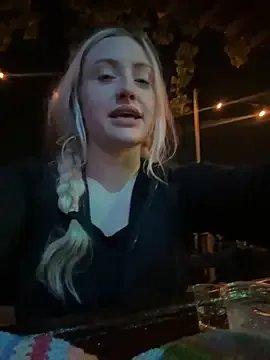 seeunexttuesday on StripChat