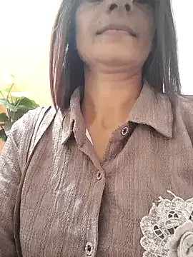 Shalu_G on StripChat